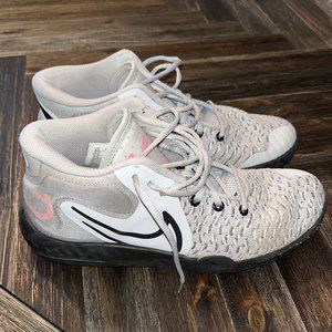 Nike KD Trey 5 VIII Basketball Shoes